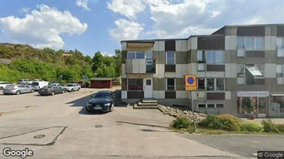 Apartments for rent in Orust - Photo from Google Street View