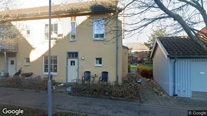 Apartments for rent in Västra hisingen - Photo from Google Street View