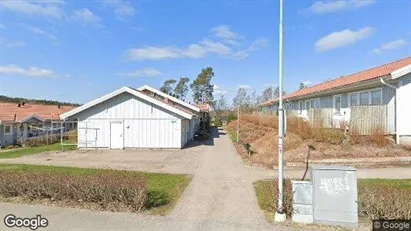 Apartments for rent in Orust - Photo from Google Street View