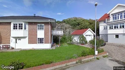 Apartments for rent in Tjörn - Photo from Google Street View