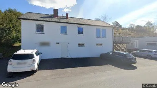 Apartments for rent in Orust - Photo from Google Street View