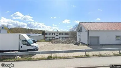 Apartments for rent in Orust - Photo from Google Street View