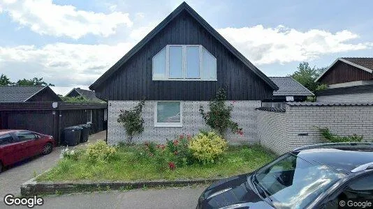 Apartments for rent in Husie - Photo from Google Street View