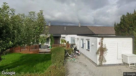 Apartments for rent in Stockholm West - Photo from Google Street View