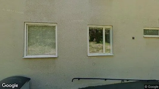 Apartments for rent in Salem - Photo from Google Street View