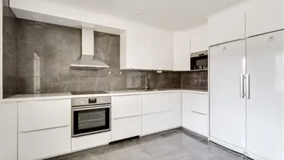 Örebro - 3rok - 7mån - 11.500kr/mån Örebro - 3rok - 7mån - 11.500kr/mån