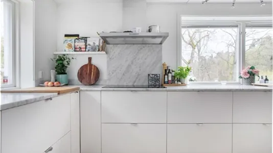 Houses in Nacka - photo 6