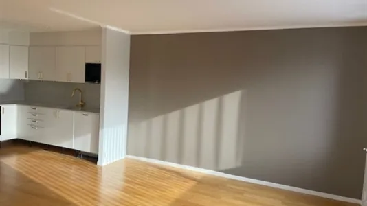 Houses in Södertälje - photo 3