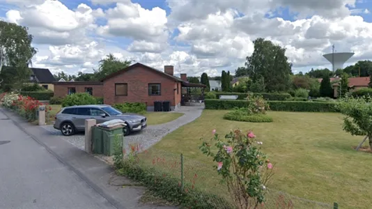 Houses in Oxie - photo 1