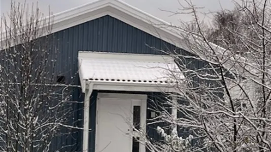 Houses in Norra hisingen - photo 1