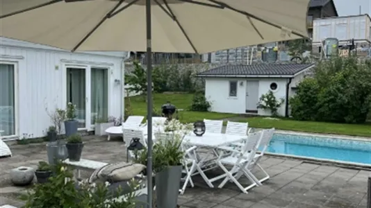 Houses in Huddinge - photo 3