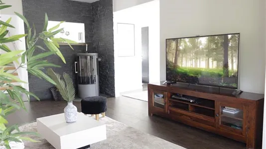 Houses in Härryda - photo 4