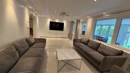 Houses in Botkyrka - photo 7