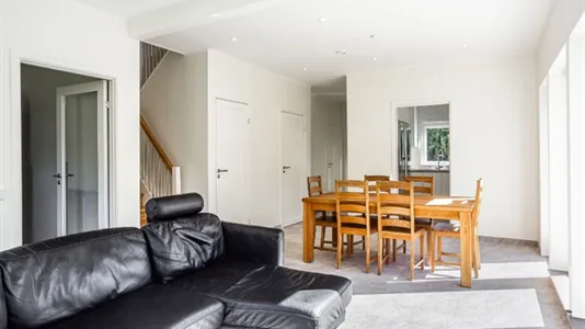 Houses in Knivsta - photo 4