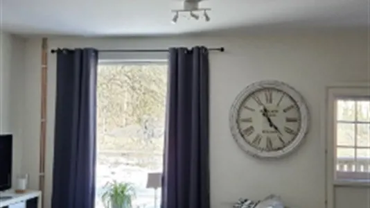 Apartments in Eskilstuna - photo 2