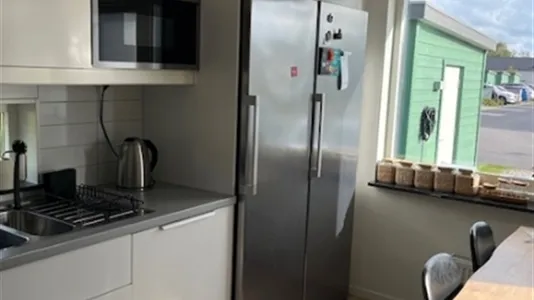 Houses in Örebro - photo 10