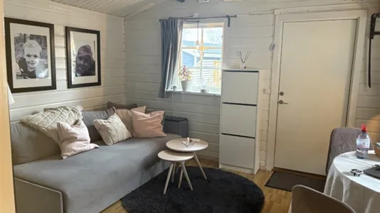 Houses in Lilla Edet - photo 1