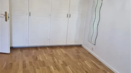 Houses in Järfälla - photo 3