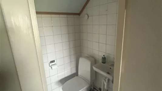 Houses in Trollhättan - photo 11