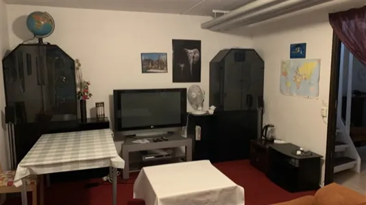 Rooms in Huddinge - photo 3