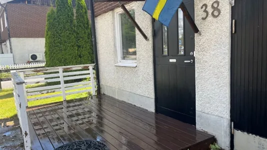 Houses in Västerås - photo 1