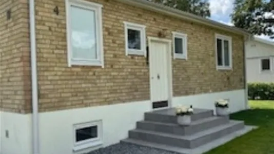 Houses in Upplands Väsby - photo 3
