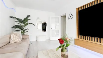 Ljus och välplanerad lägenhet med balkong i Järfälla!