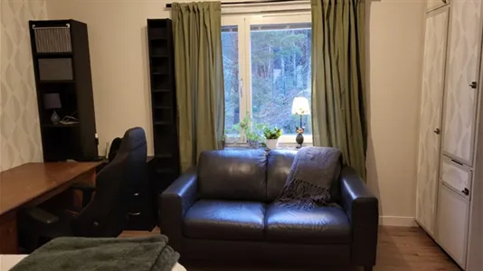 Rooms in Södertälje - photo 1