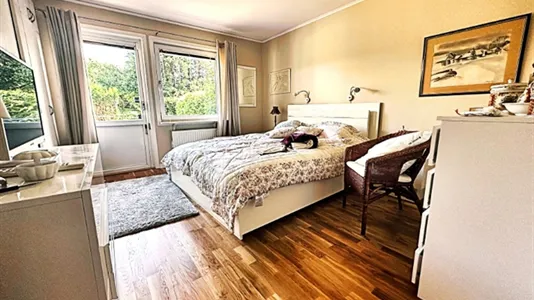 Houses in Askim-Frölunda-Högsbo - photo 2