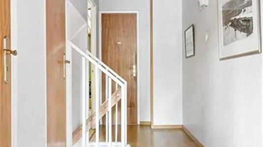 Houses in Trollhättan - photo 9