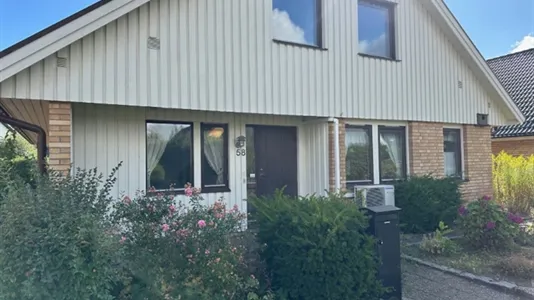 Houses in Helsingborg - photo 2