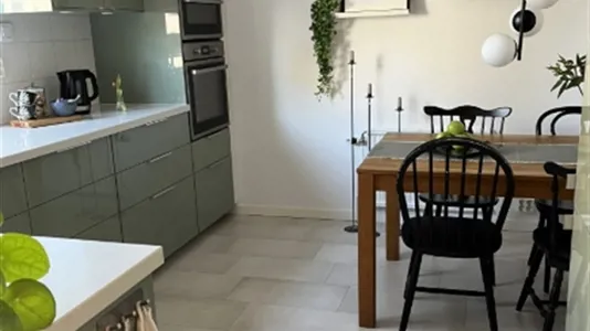 Apartments in Stockholm West - photo 2