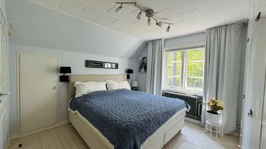 Houses in Huddinge - photo 3