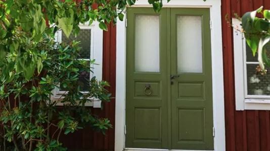 Houses in Södertälje - photo 11