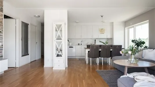 Apartments in Uddevalla - photo 2