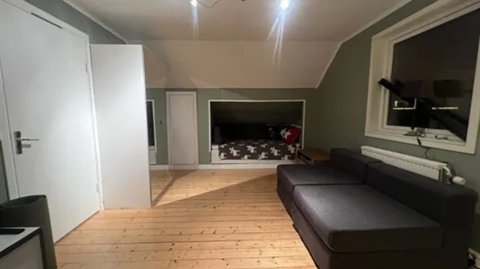 Houses in Upplands Väsby - photo 7