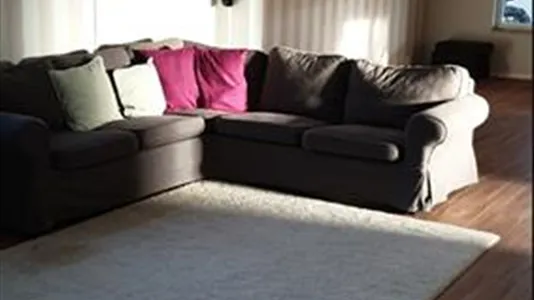 Houses in Husie - photo 6