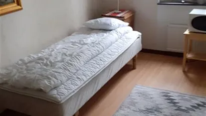 Sundbyberg - 1rok - tillsv - 5.520kr/mån Sundbyberg - 1rok - tillsv - 5.520kr/mån