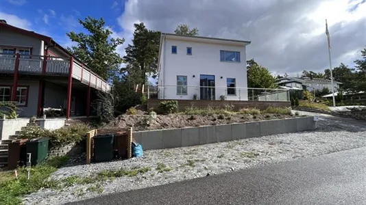 Houses in Österåker - photo 1