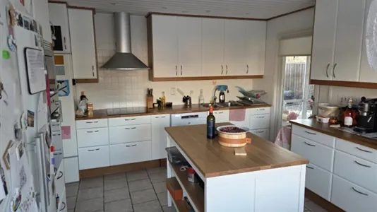 Houses in Kävlinge - photo 3