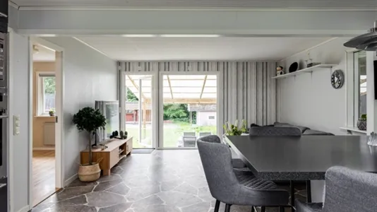 Houses in Alvesta - photo 3