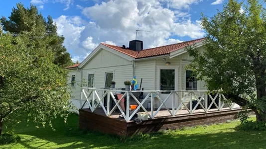 Houses in Upplands Väsby - photo 2