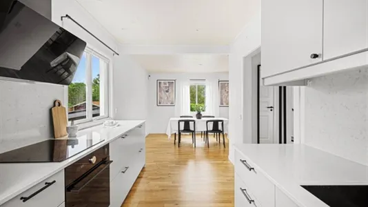 Houses in Sigtuna - photo 2