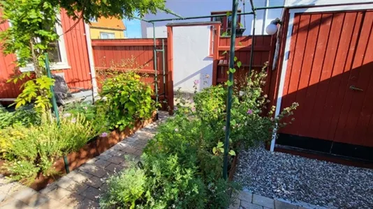 Apartments in Husie - photo 4