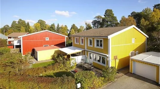 Houses in Stockholm West - photo 1