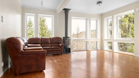 Houses in Botkyrka - photo 3