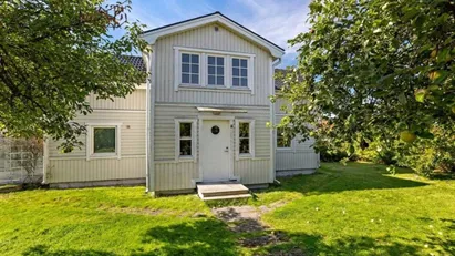 Kumla - 4rok - 7mån - 12.650kr/mån
