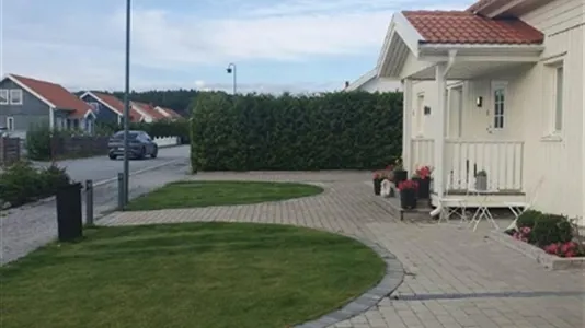 Houses in Upplands-Bro - photo 2