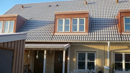 Apartments in Huddinge - photo 1