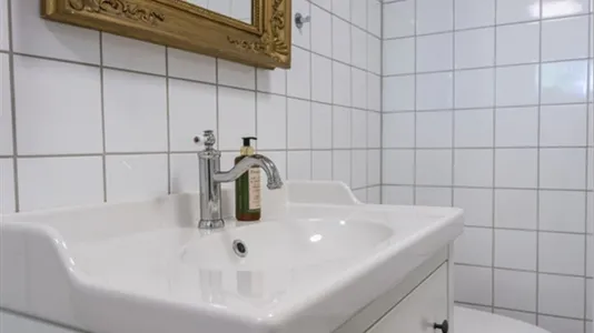 Houses in Södertälje - photo 9